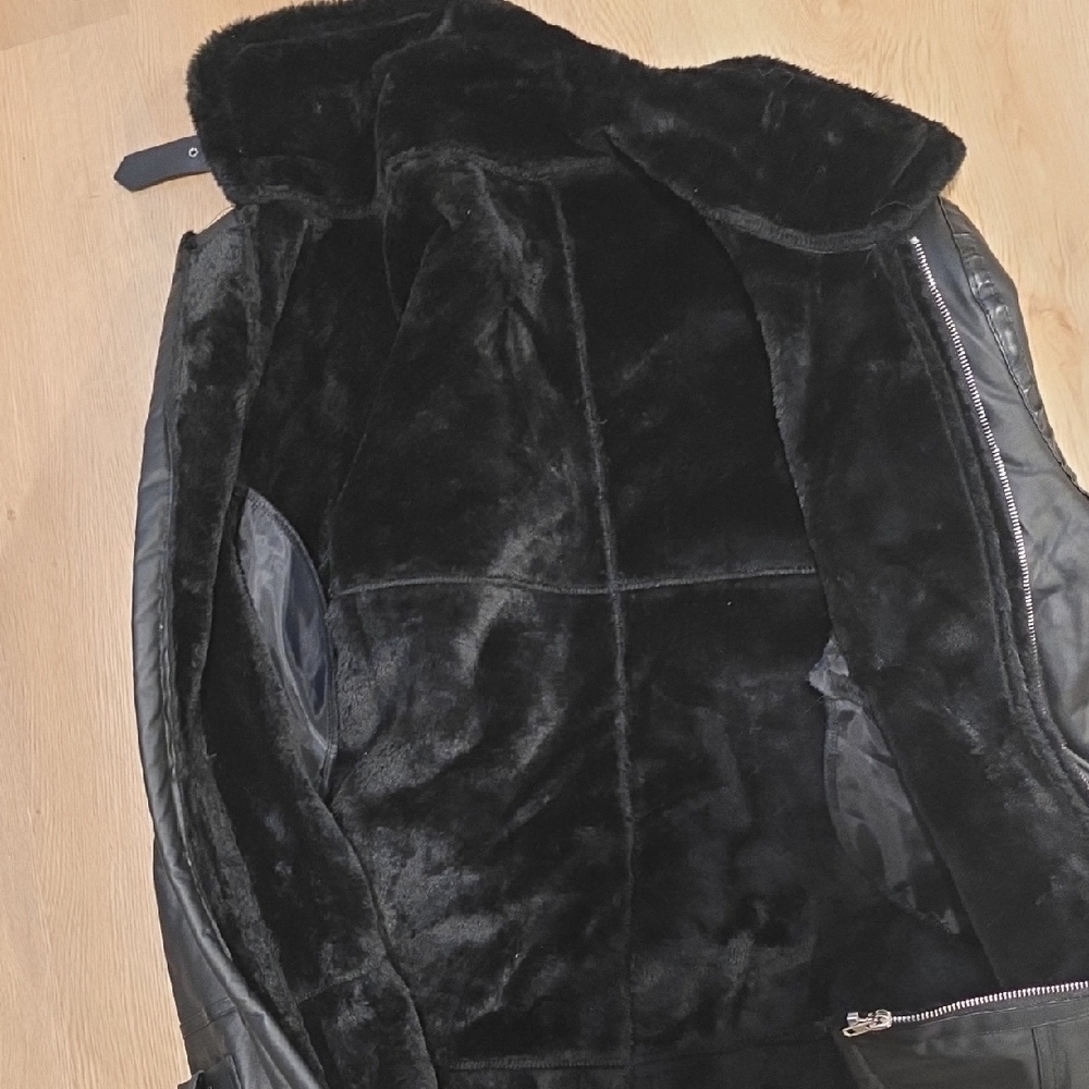 Source Unknown Black Shearling Jacket - image 3